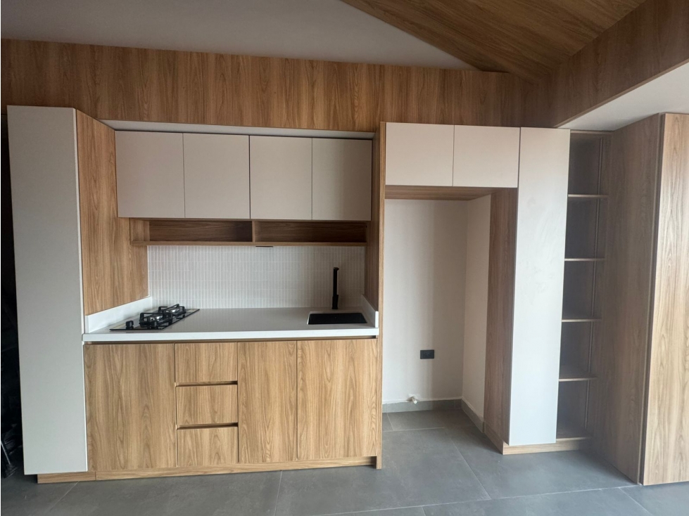Arriendo Apartaestudio en Conquistadores