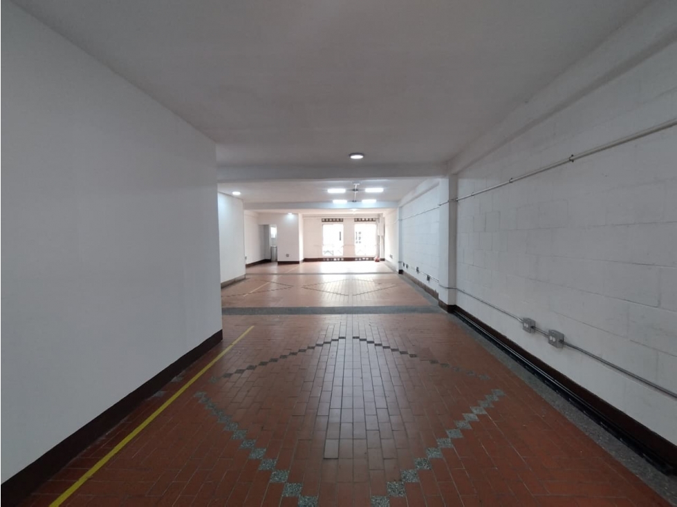 Local en Arriendo en Guayabal — foto 2