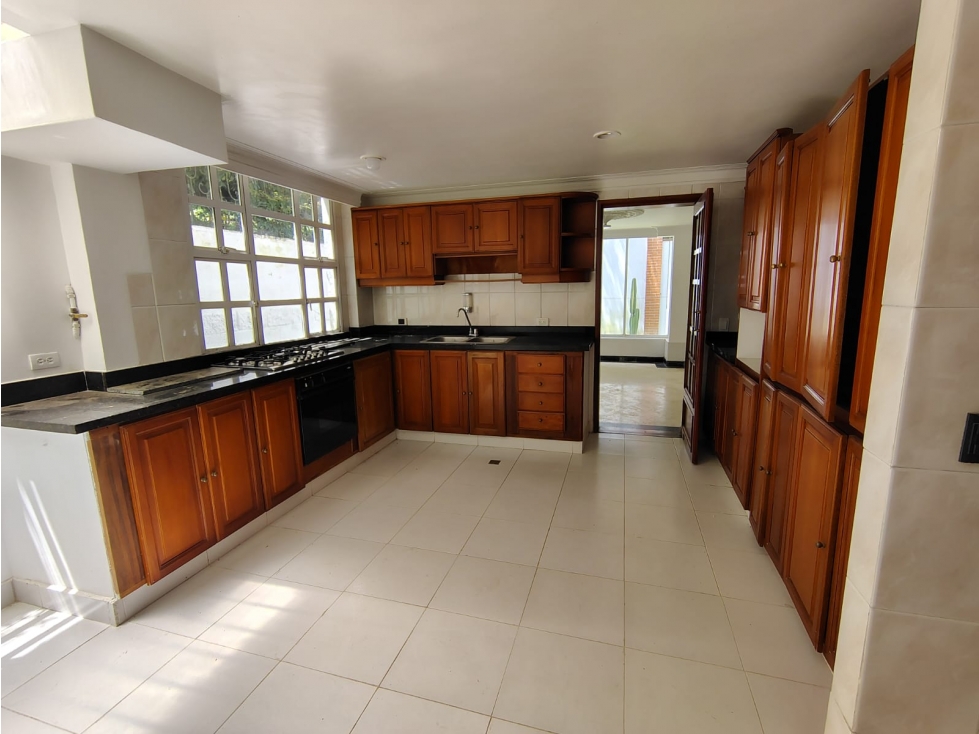 Vendo Casa en el Poblado