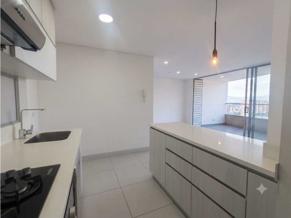 Se Arrienda Apartamento en Envigado Sector Loma del Chocho — foto 4