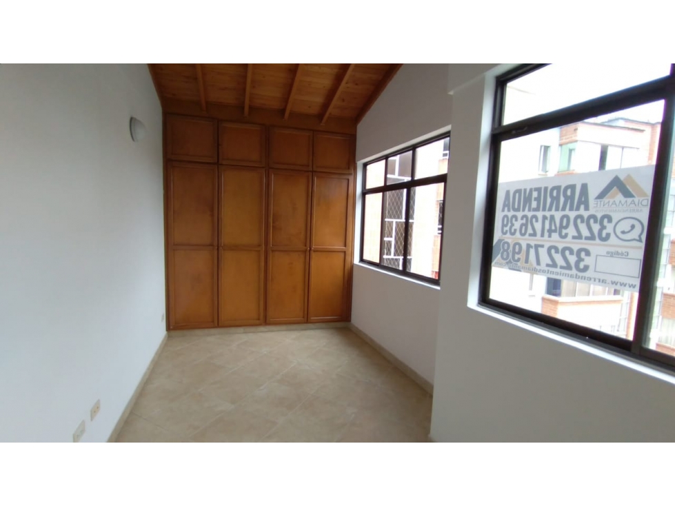 Apartamento en Arriendo Laureles — foto 4