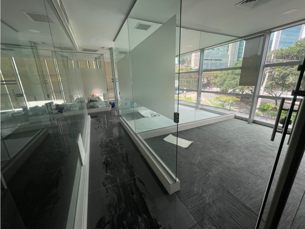 arriendo local comercial para oficinas en Oviedo — foto 3