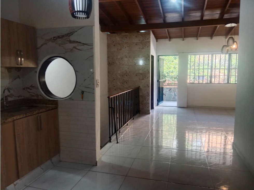 Arriendo Casa en Simón Bolivar