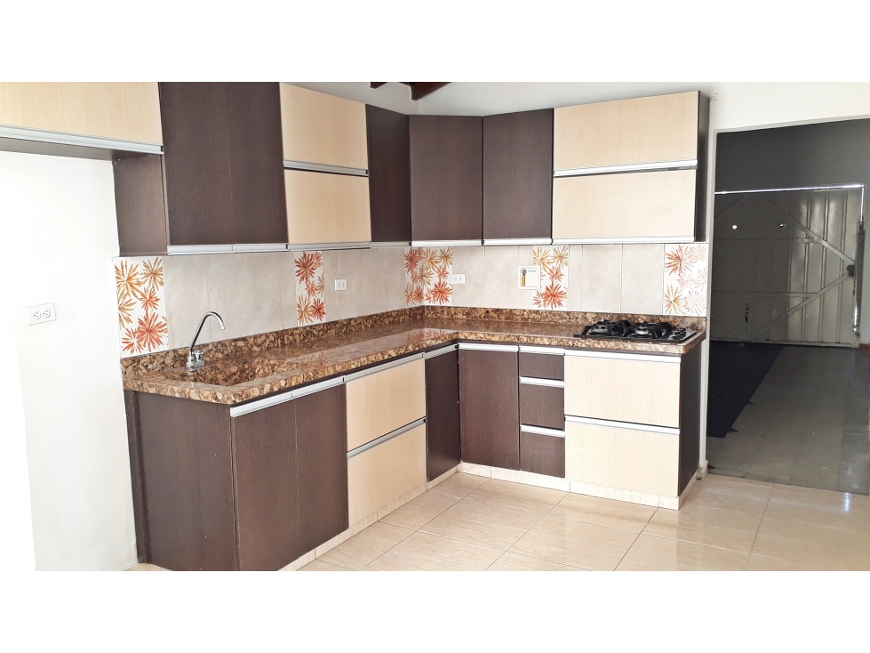 Casa en Arriendo La Castellana — foto 2