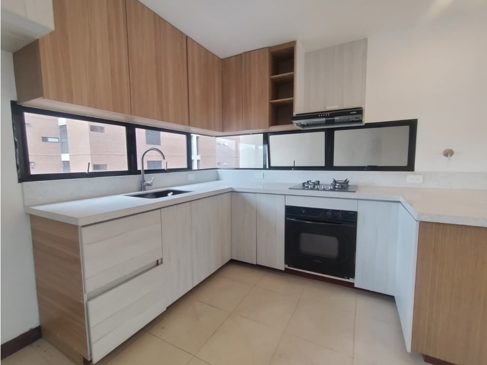 Se Arrienda apartamento en Poblado — foto 2