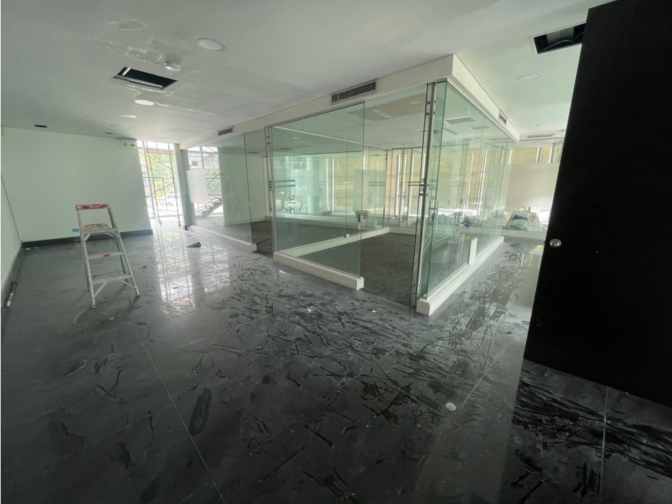 arriendo local comercial para oficinas en Oviedo — foto 4