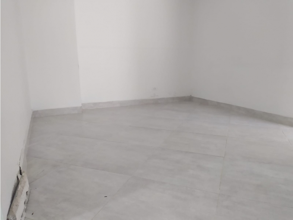 Arriendo Casa Local Patio Bonito — foto 4