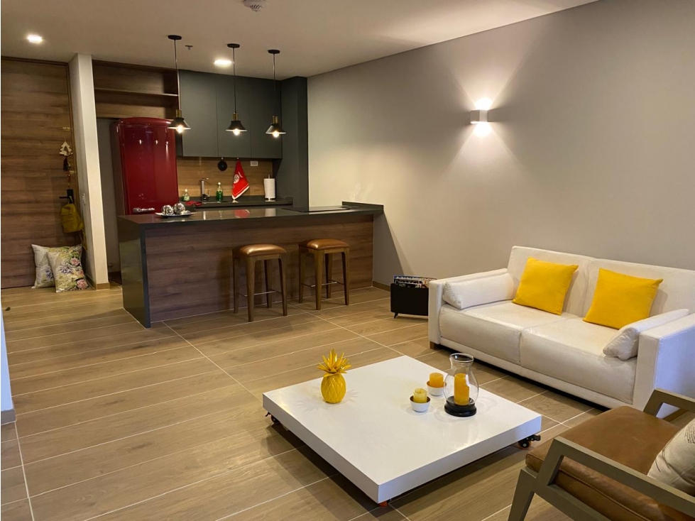 Arriendo lujoso apartamento en altos de las palmas