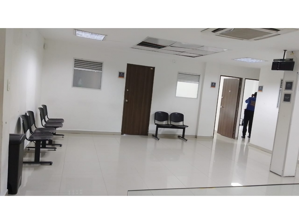 arriendo local en el estadio de 3 niveles — foto 4