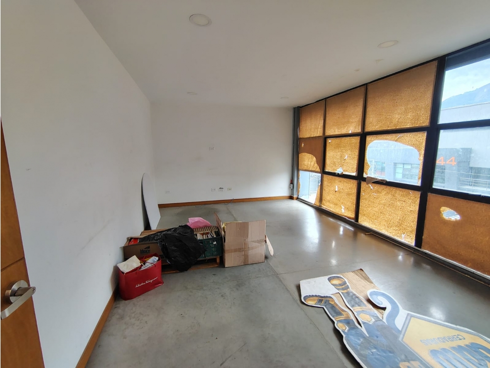 Arriendo Bodega en Bello - 6