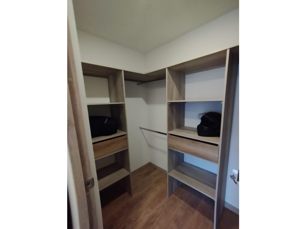 ARRIENDO APARTAMENTO EN CUIDAD DEL RIO — foto 6