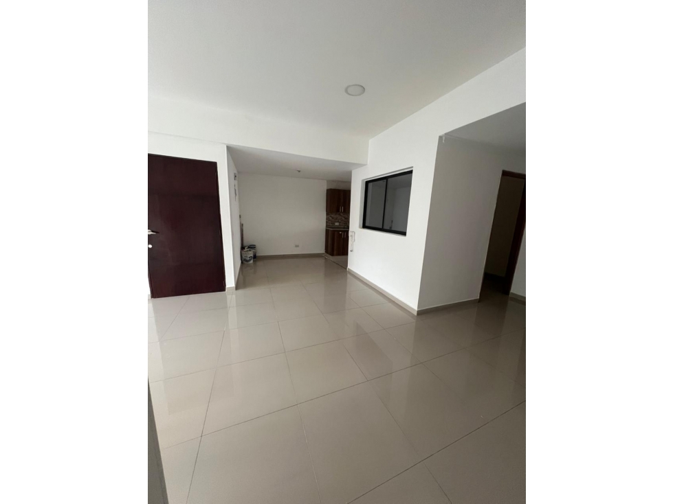 VENDO APARTAMENTO EN LOS COLORES — foto 3