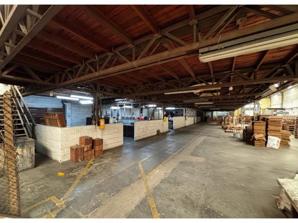 Bodega en Arriendo en Itagui - 5
