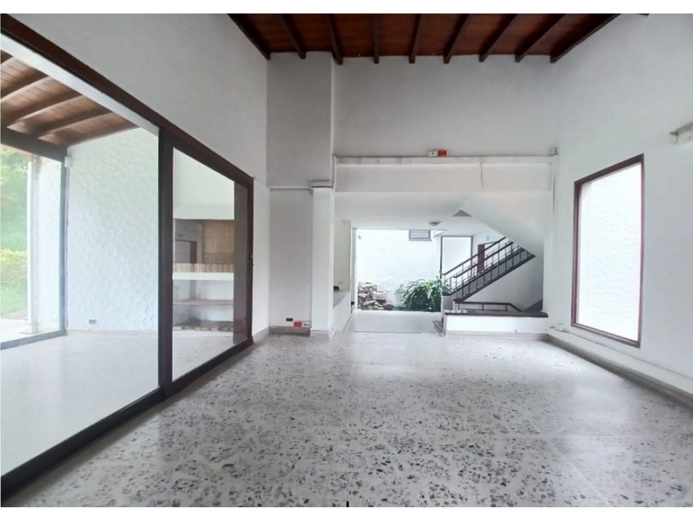 Casa Comercial en Arriendo en Medellin - 3