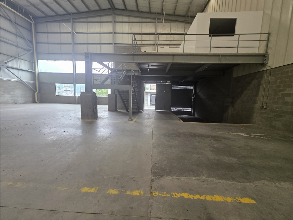 Bodega en Arriendo en Copacabana - 3