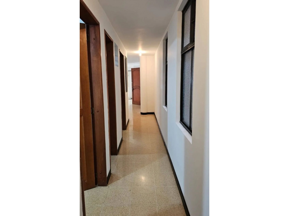 Se arreinda apartamento en la castellana — foto 4