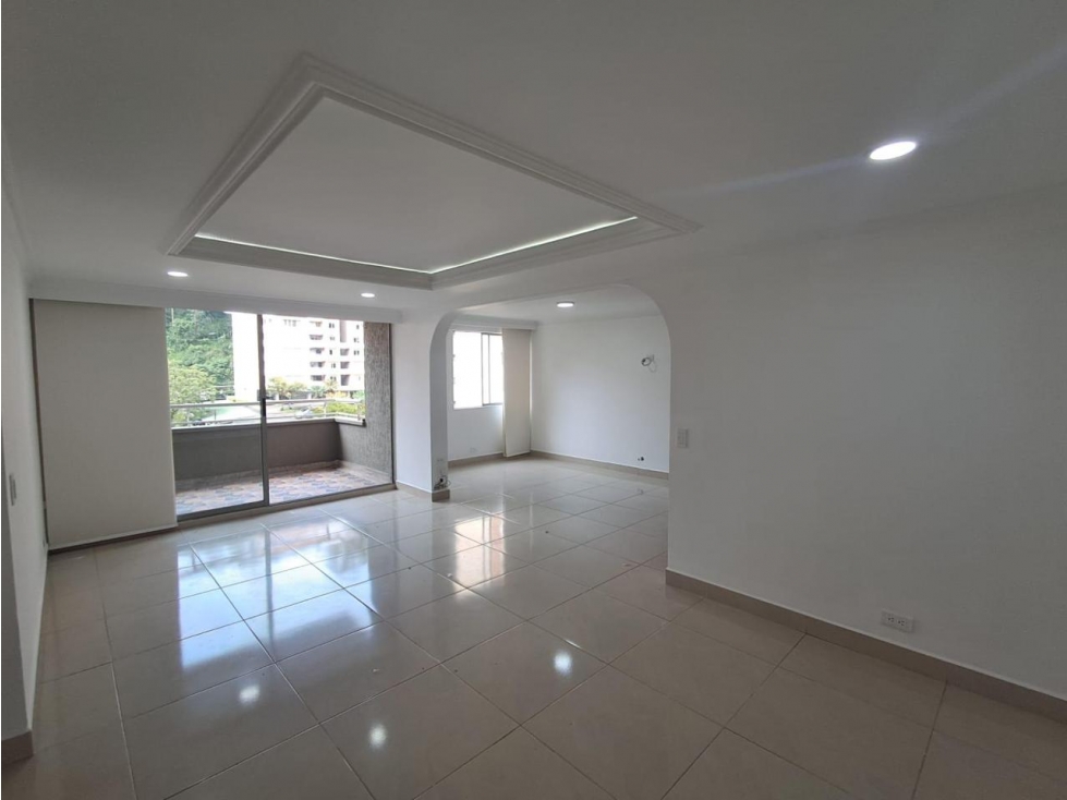 VENDO APARTAMENTO EN LA CASTELLANA LAURELES CAMPESTRE