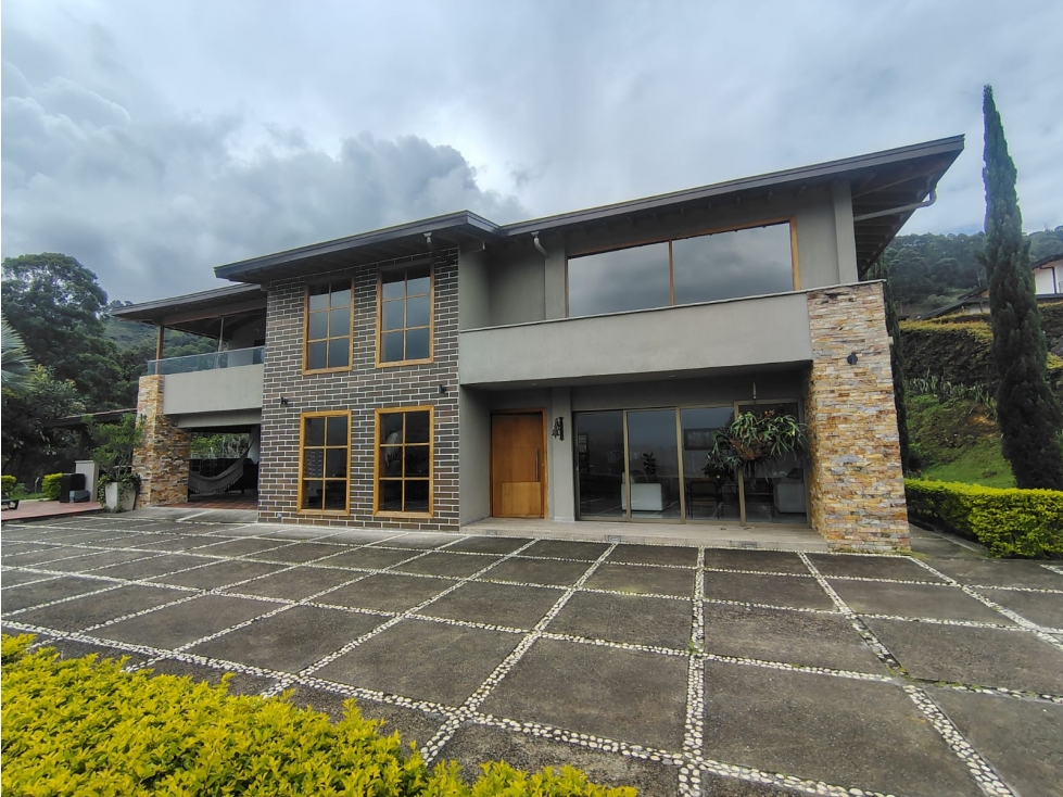 Arriendo casa Campestre en Envigado - 1