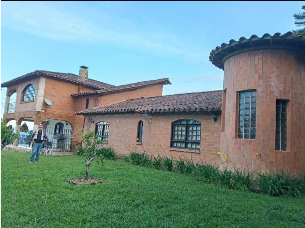 Arriendo casa amoblada en llano grande