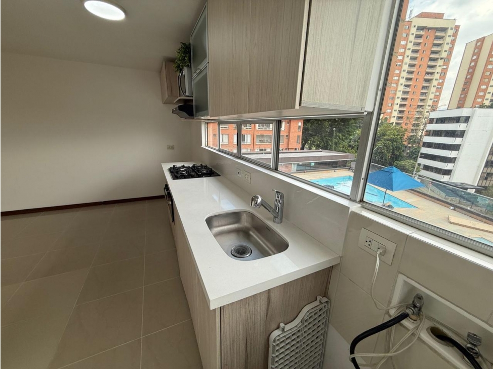 Arriendo apartamento en el Poblado
