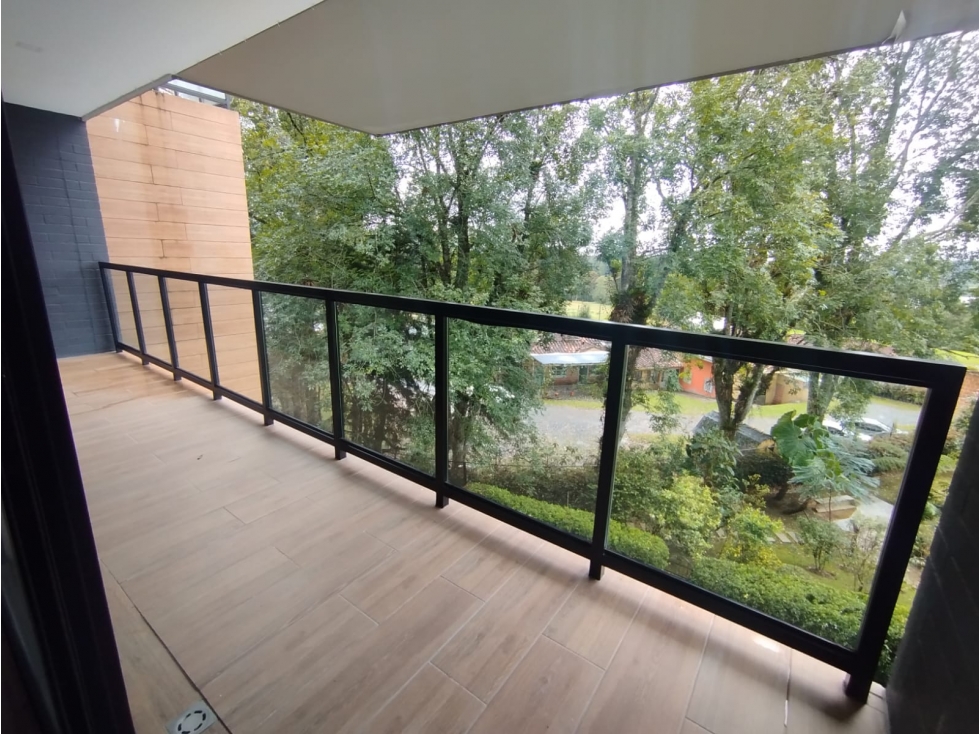 Vendo apartamento de lujo en el alto de las palmas — foto 4