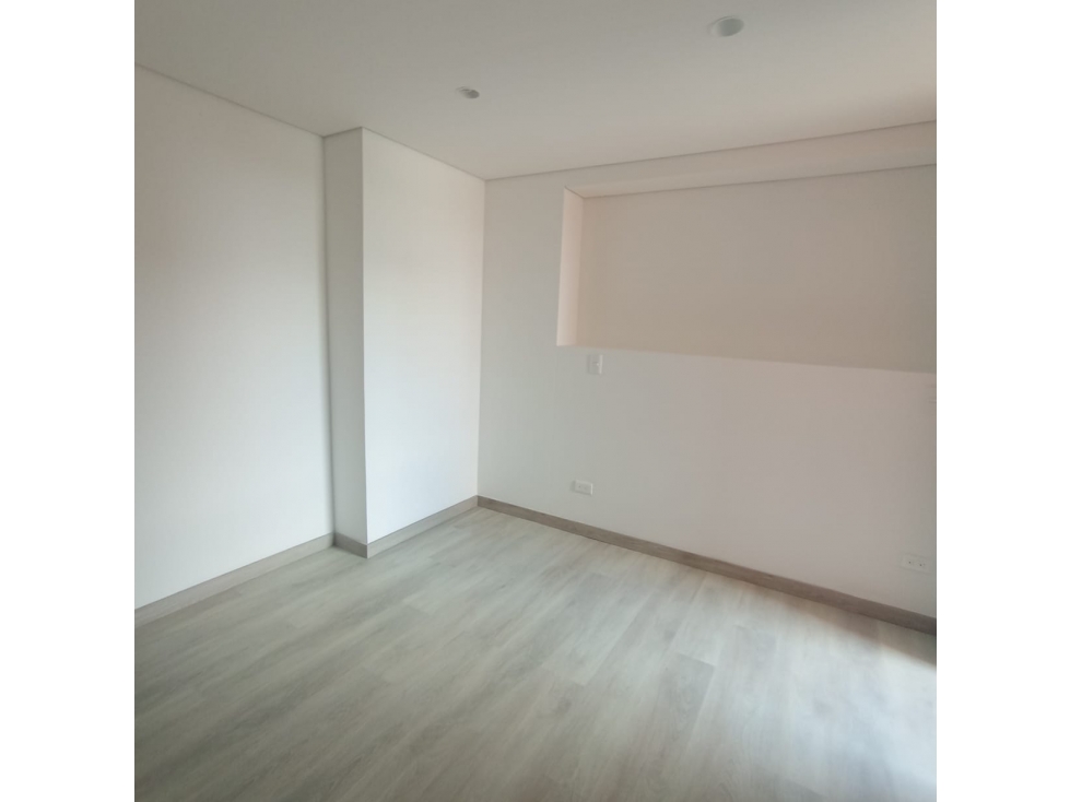 APARTAMENTO EN ARRIENDO SAN ANTONIO — foto 6