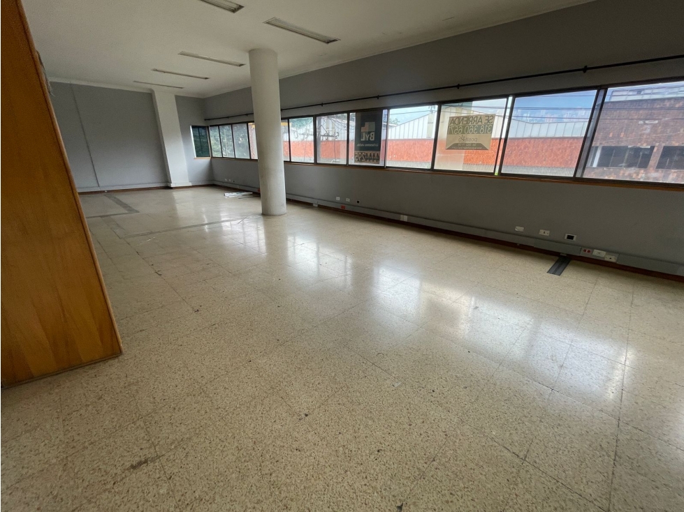 Arriendo bodega segundo piso en guayabal — foto 2