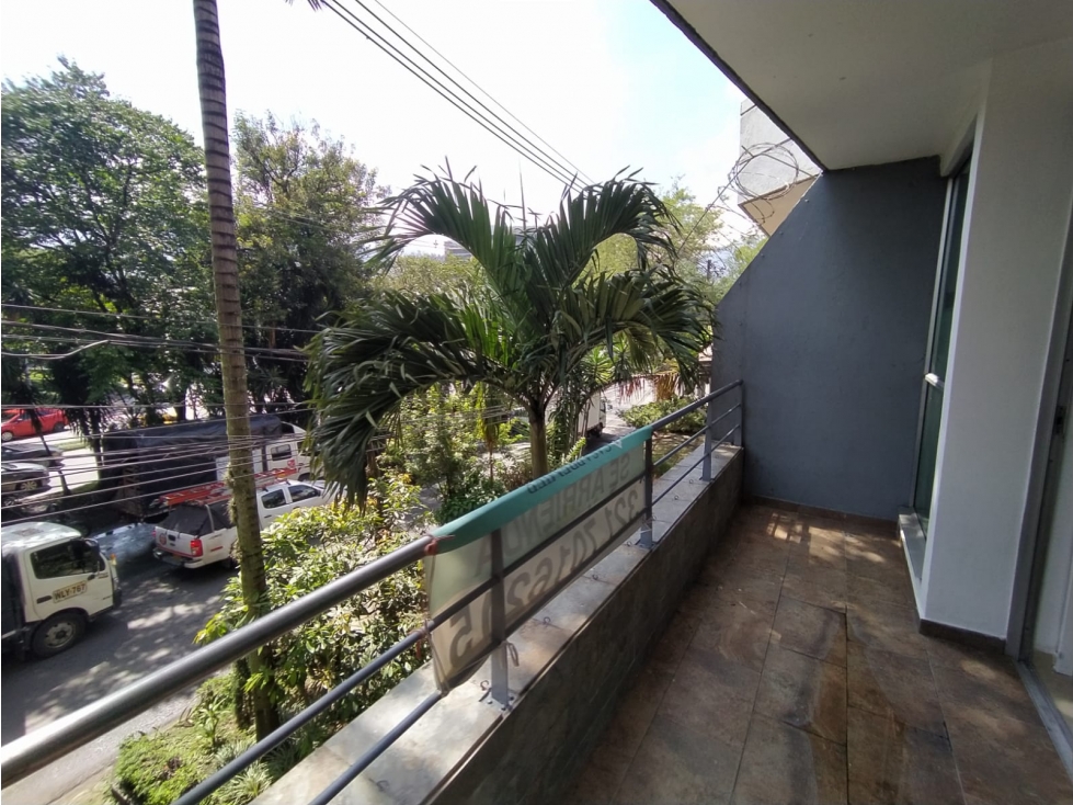 Arriendo Apartamento En Conquistadores — foto 3