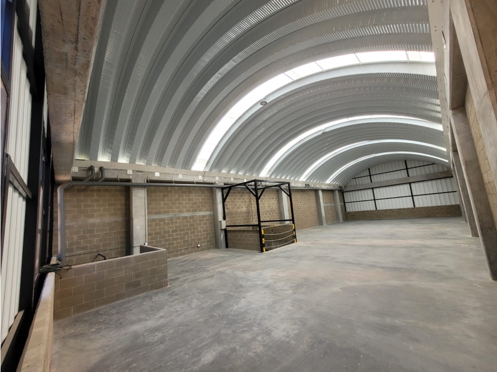 Bodega en Arriendo en Caldas - 3