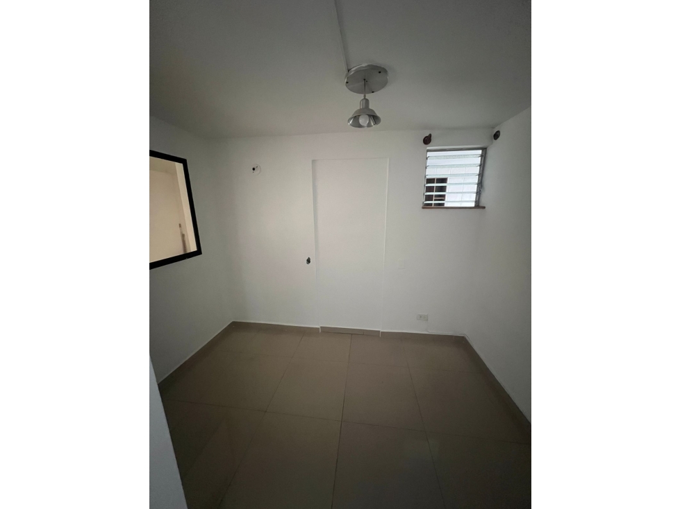 VENDO APARTAMENTO EN LOS COLORES — foto 4