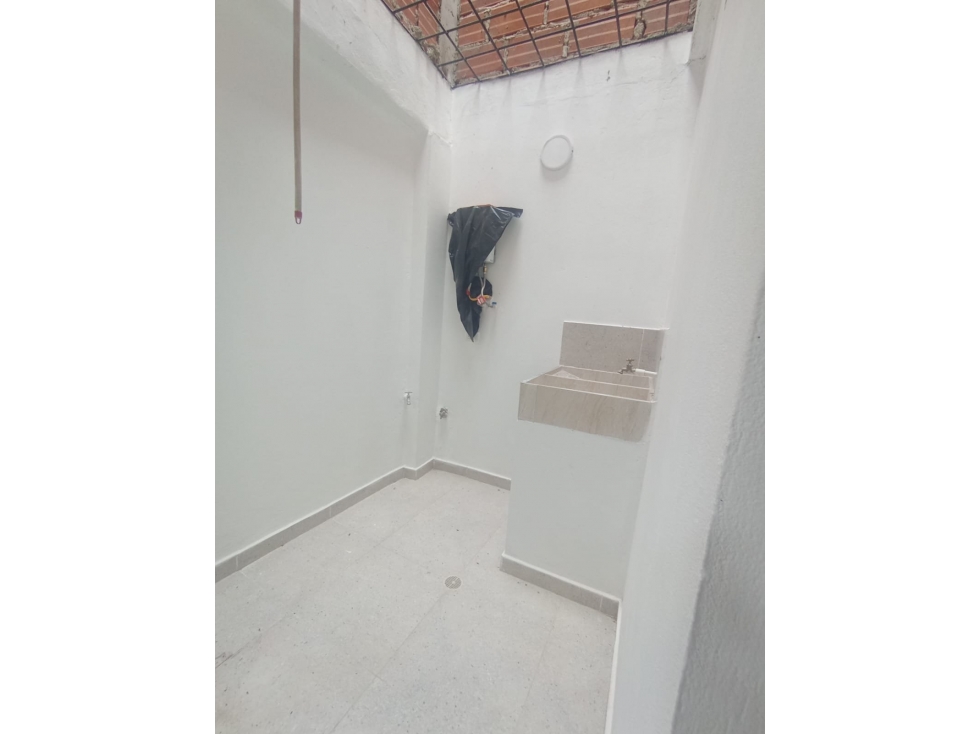 ARRIENDO CARMEN DE VIBORAL - 4