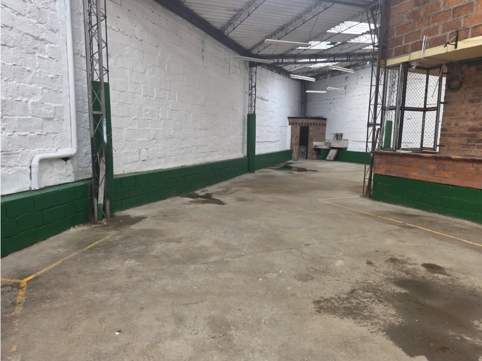 Bodega en Venta en Medellin - 3
