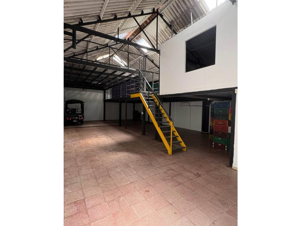 Bodega en Arriendo en Envigado - 3