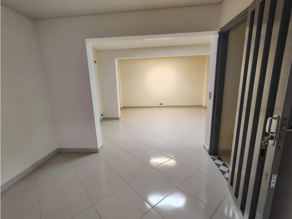 Arriendo Local en Barrio Colombia — foto 3