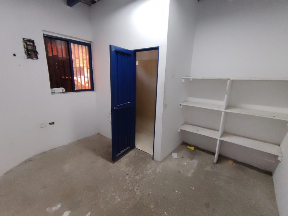 Se arrienda bodega — foto 4