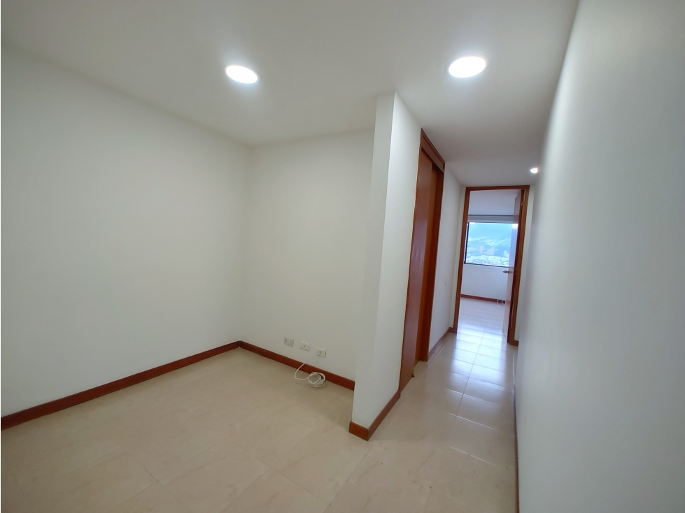 Se Arrienda Apartamento en Poblado sector la Frontera — foto 5