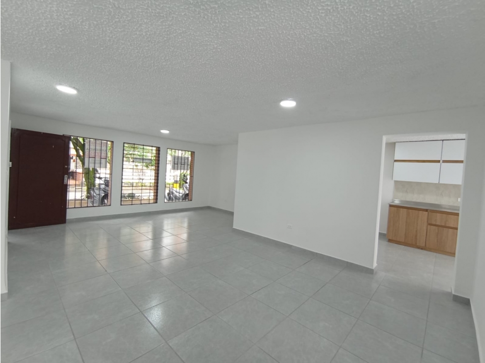 Casa en Arriendo en Laureles — foto 4
