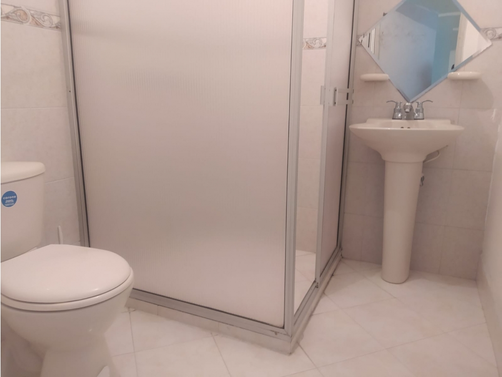 Arriendo Local o Bodega Laureles — foto 6