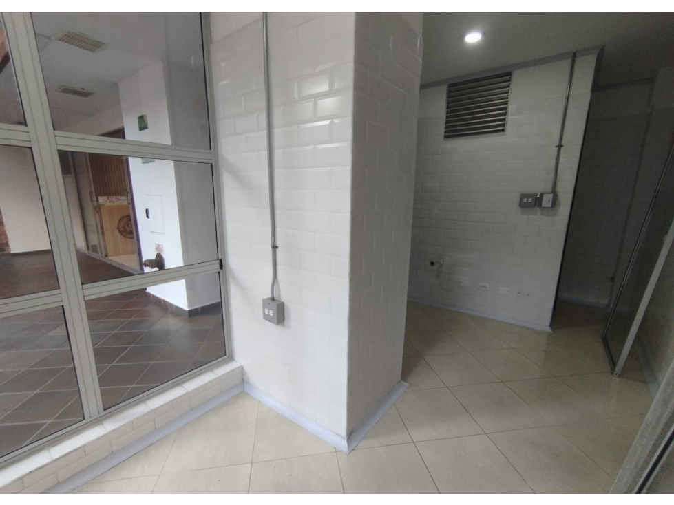 Local en Arriendo en Medellin — foto 4