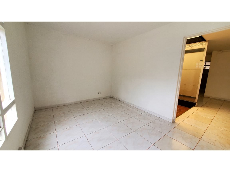 Arriendo Casa en Simón Bolivar — foto 6