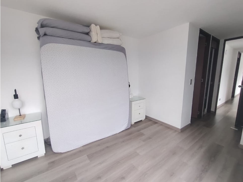 Arriendo apartamento en la loma de san Julián — foto 6