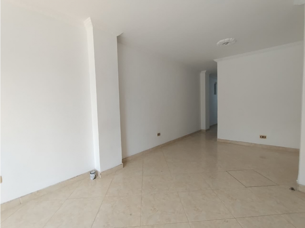 APARTAMENTO EN ARRIENDO UBICADO EN EL VELODROMO — foto 4