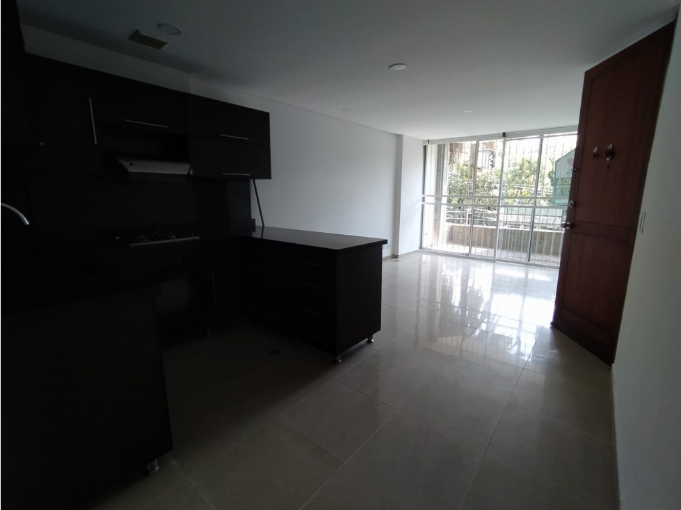 Arriendo Apartamento En Conquistadores — foto 5