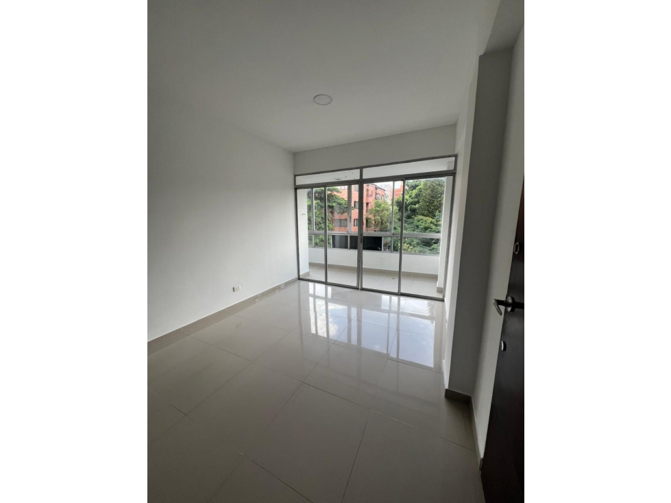 VENDO APARTAMENTO EN LOS COLORES — foto 6
