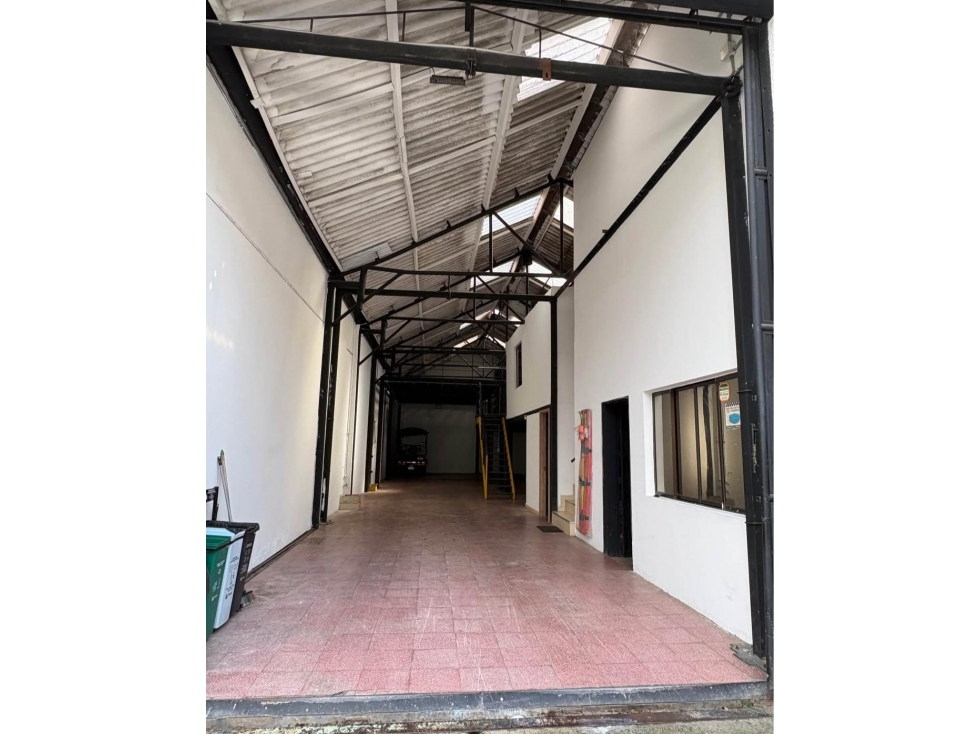 Bodega en Arriendo en Envigado - 4