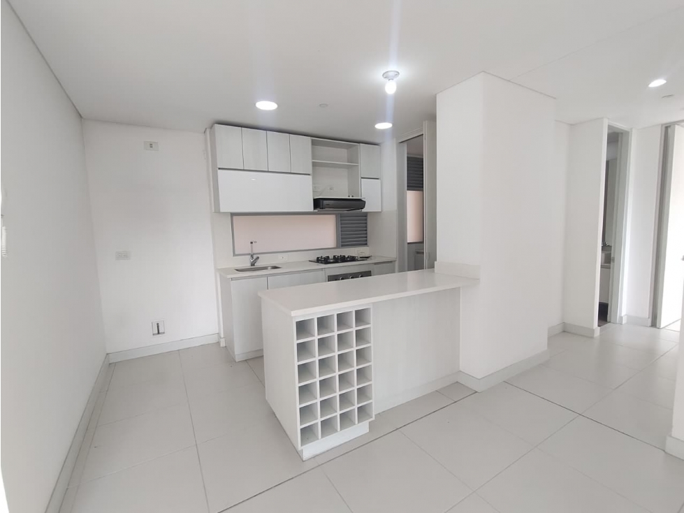 APARTAMENTO EN ARRIENDO EN ENVIGADO SECTOR LOMA DEL CHOCHO — foto 2