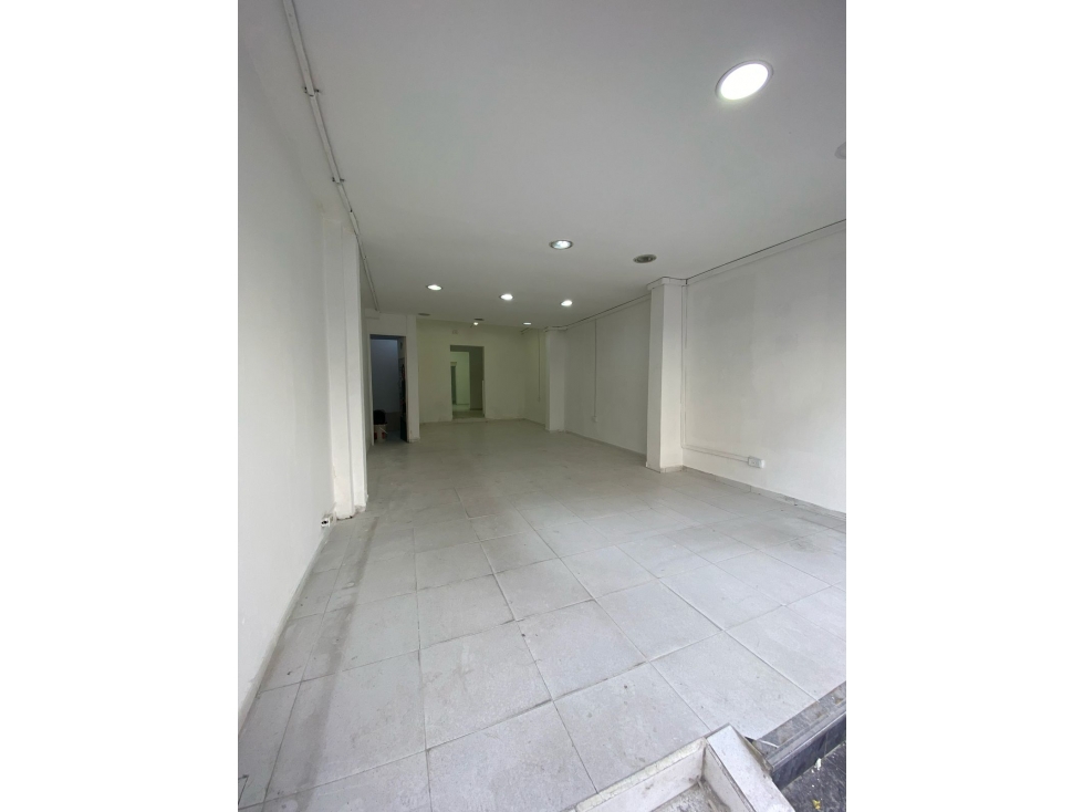 Arriendo Local en Bombona — foto 4