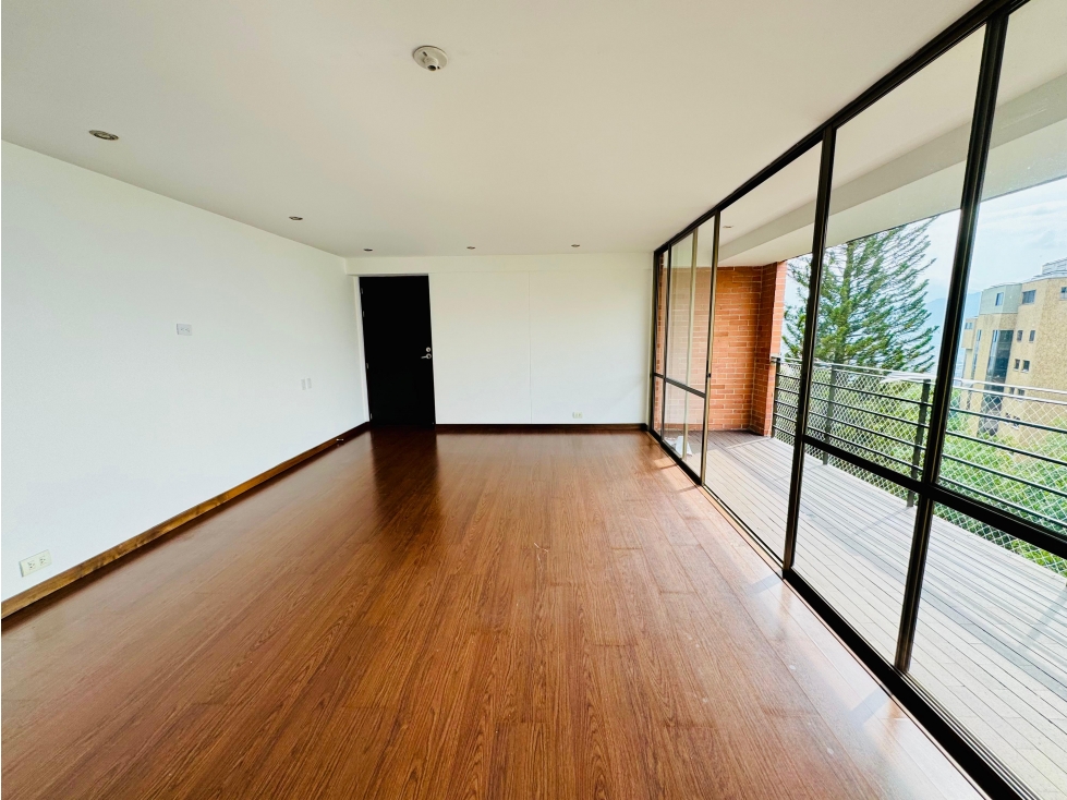 arriendo hermoso apartamento en san lucas — foto 3
