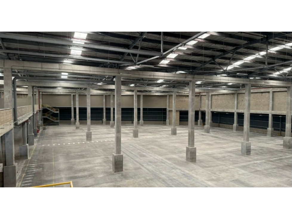 Arriendo Bodega en la Estrella - 3