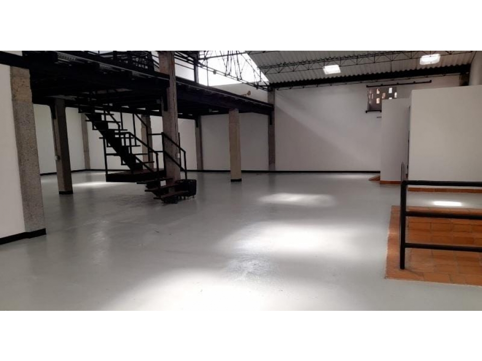Arriendo Bodega en Medellín — foto 6